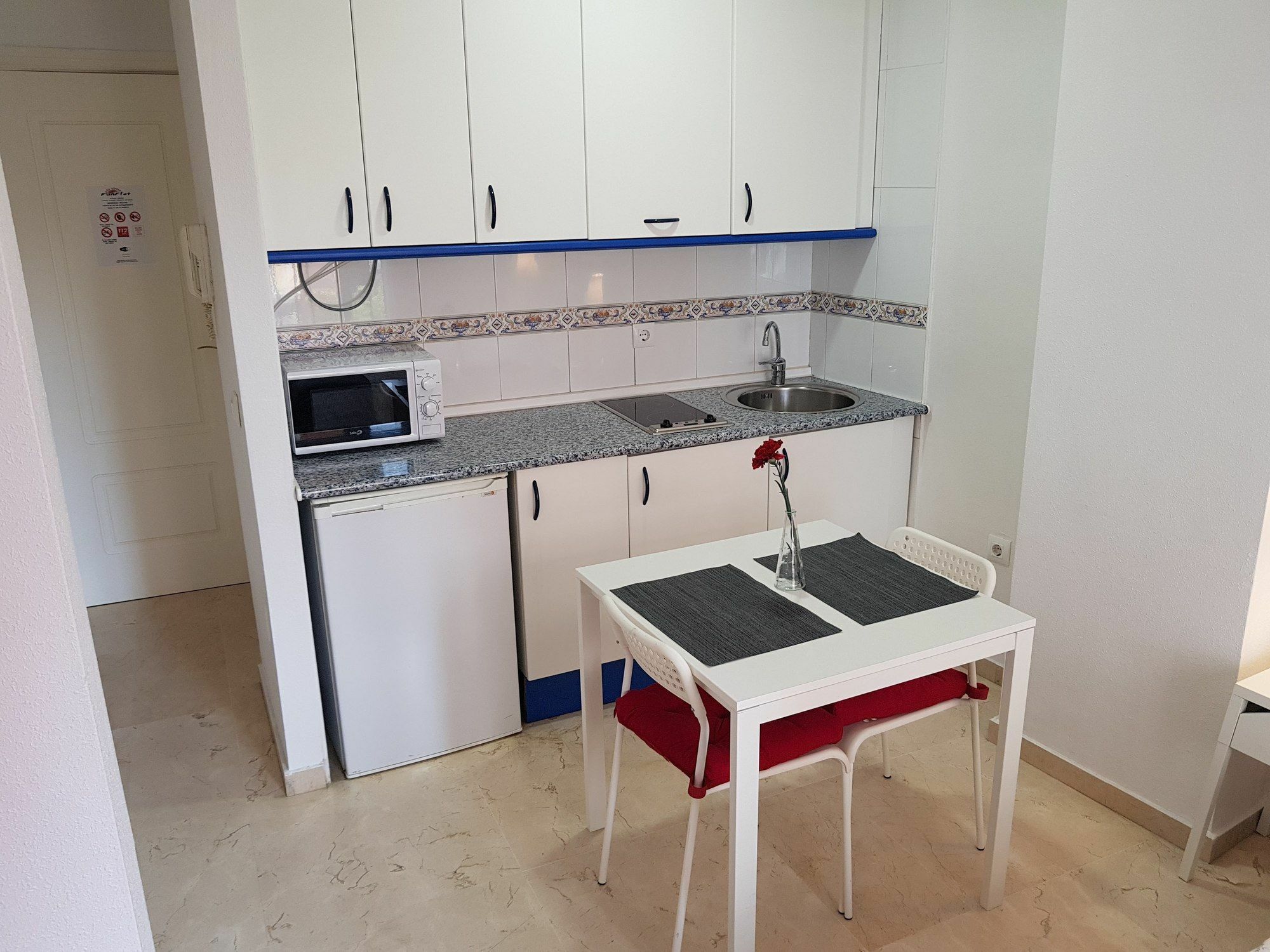 Fan Flat Mariscal Apartment *